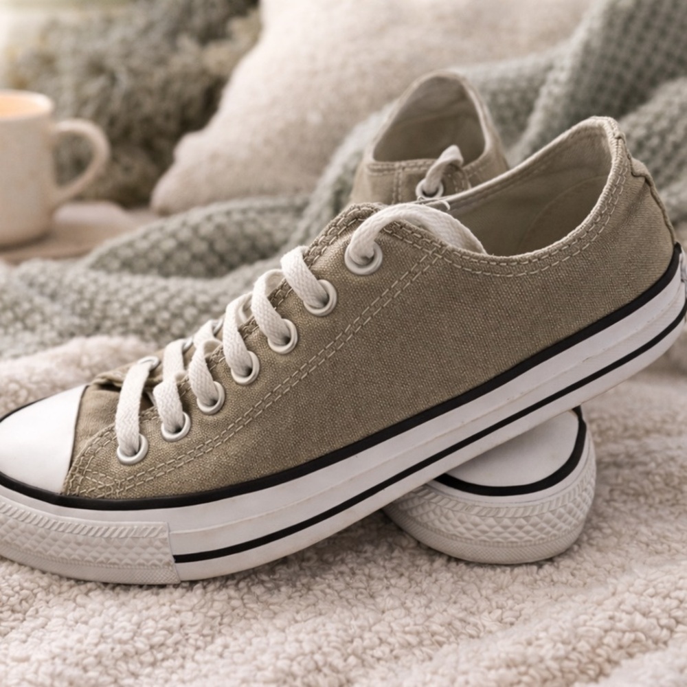 Light green converse